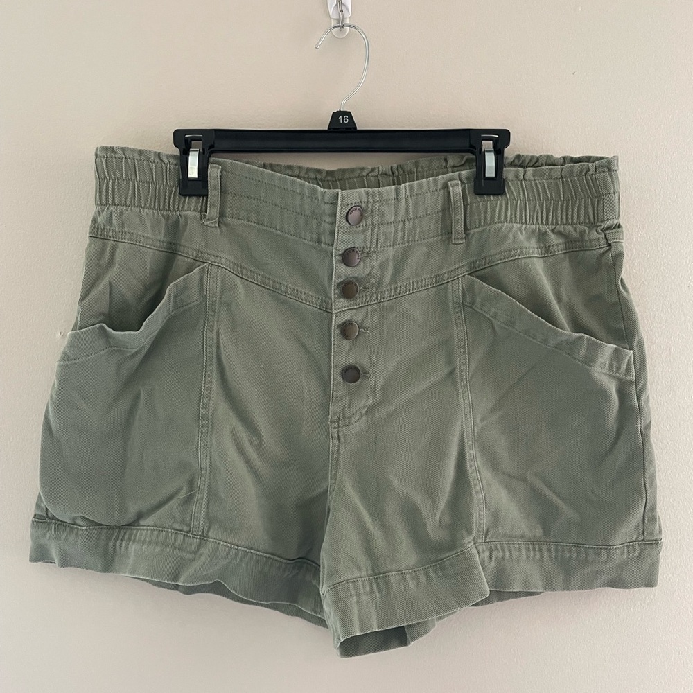 Women’s Knox Rose XL High-Rise Traveling Shorts